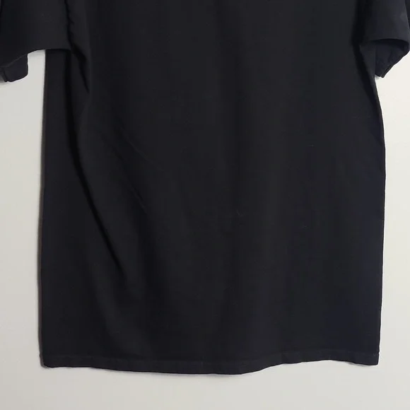 CROOKS & CASTLES Red Medusa Graphic Black T-Shirt Size Medium - Picture 9 of 11